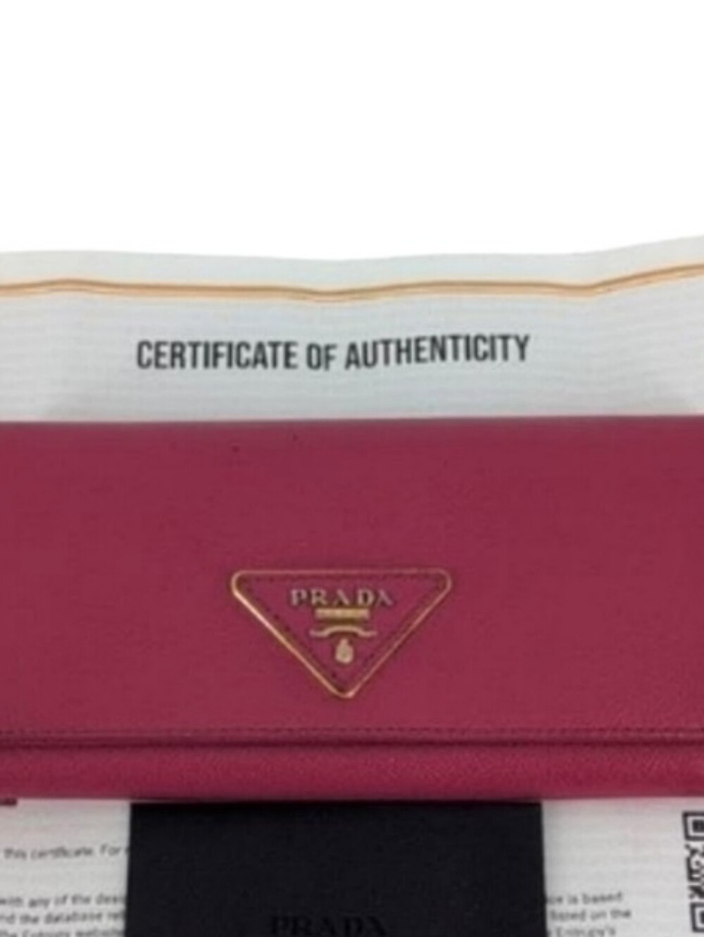 Prada Saffiano Pink Wallet In Great Condition !